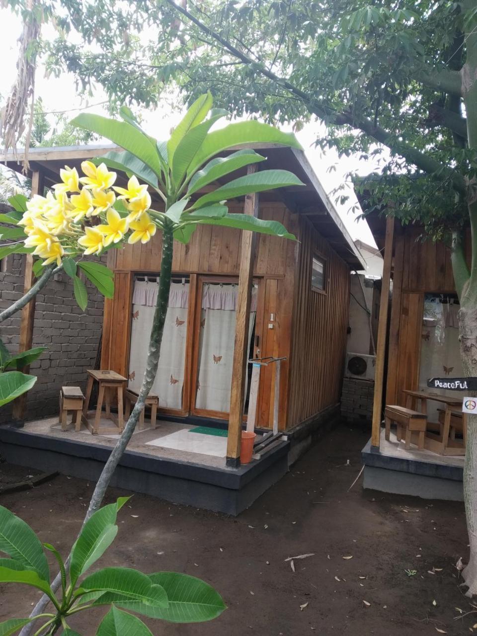Beach Box Bungalow Gili Trawangan Exterior foto