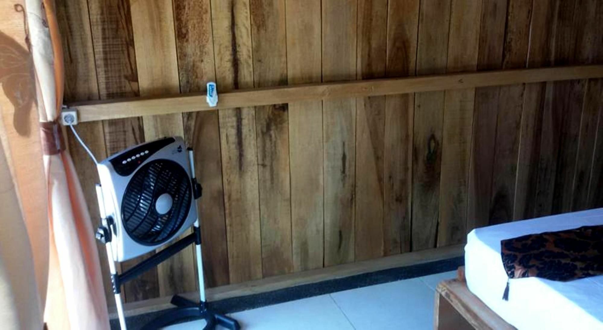 Beach Box Bungalow Gili Trawangan Exterior foto